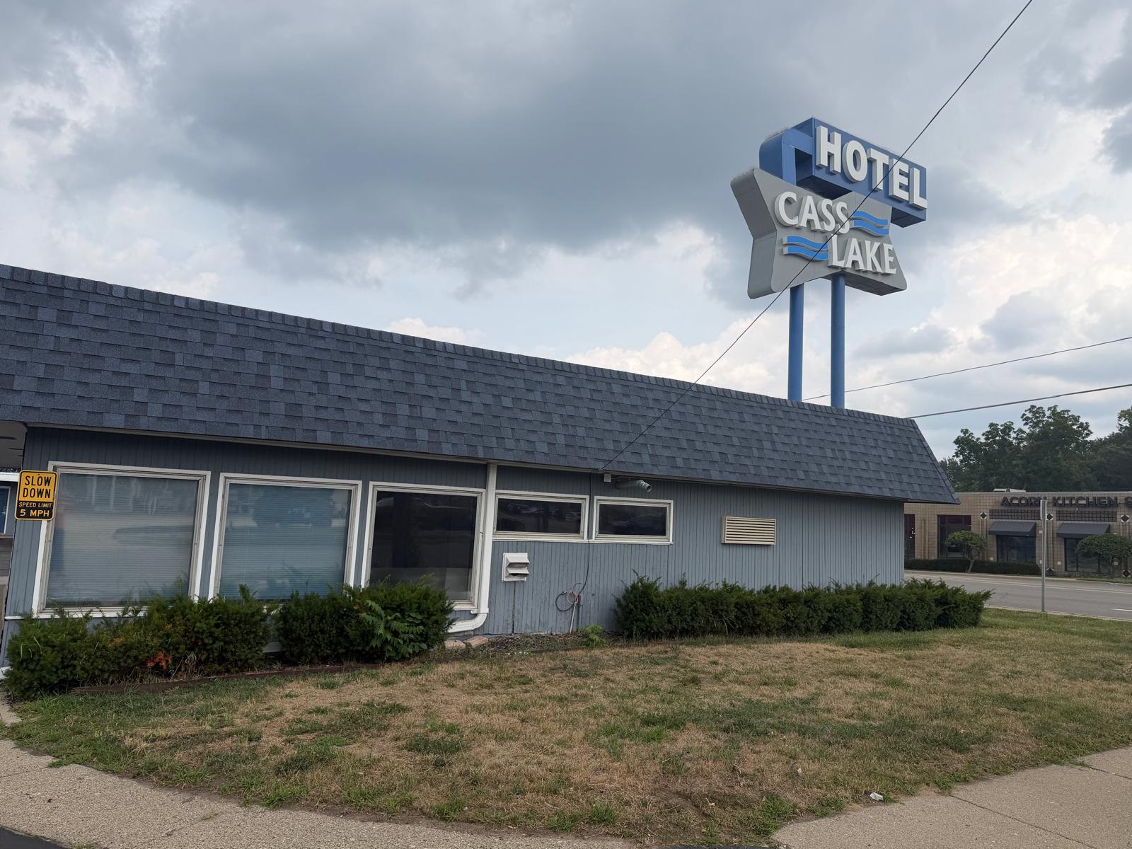 Cass Lake Hotel Exterior
