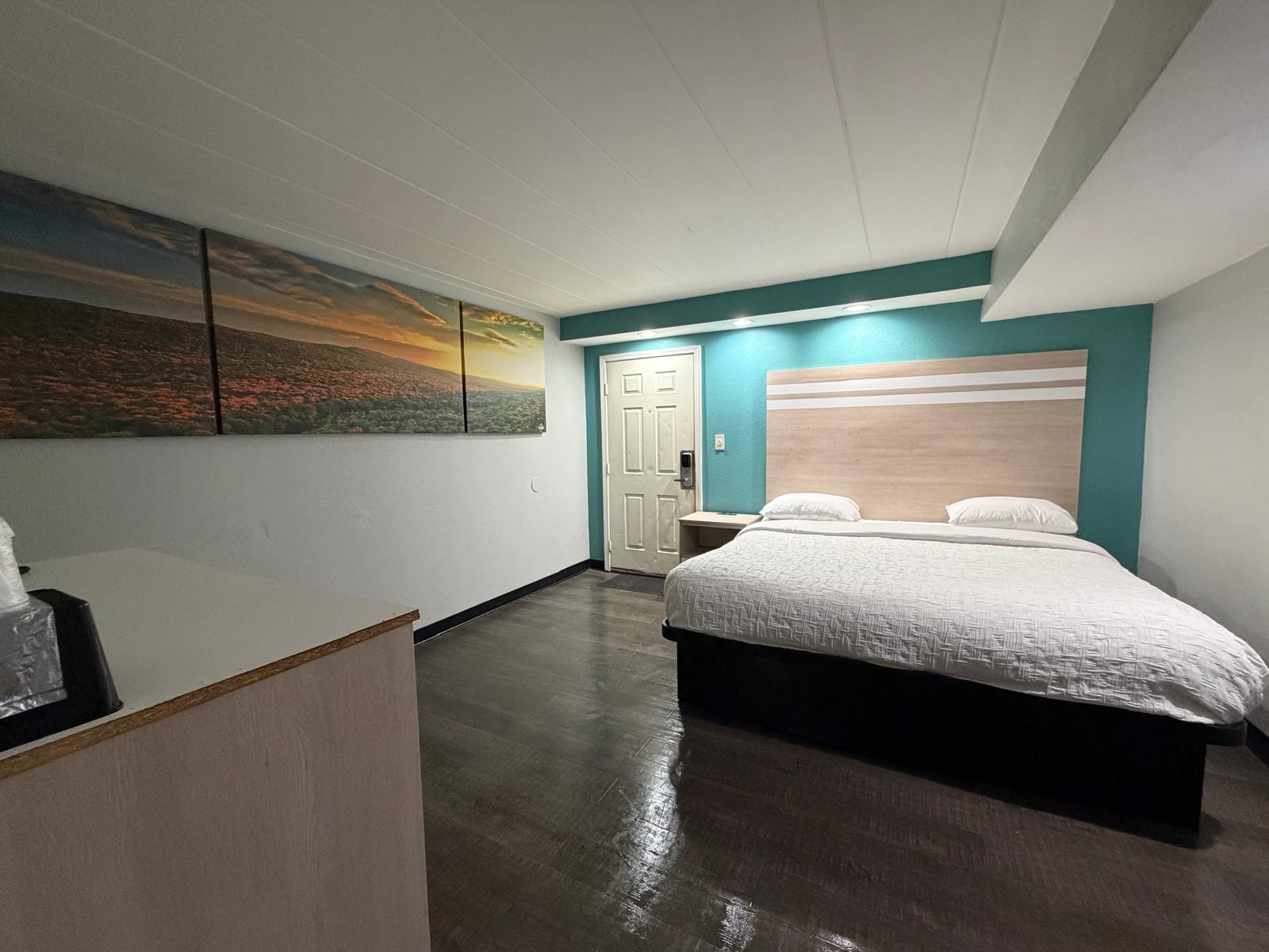 Cass Lake Hotel Guest Room